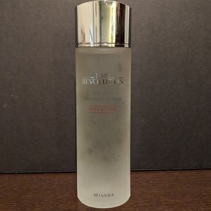 Missha Time Revolution First Treatment Essence